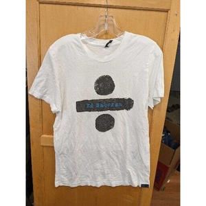 Ed Sheeran Divide Tour Official Shirt‎ Size Medium 2017 Music Pop White